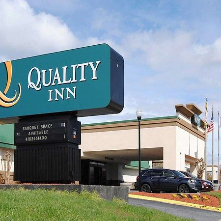 Quality Inn Windsor Mill Exteriör bild